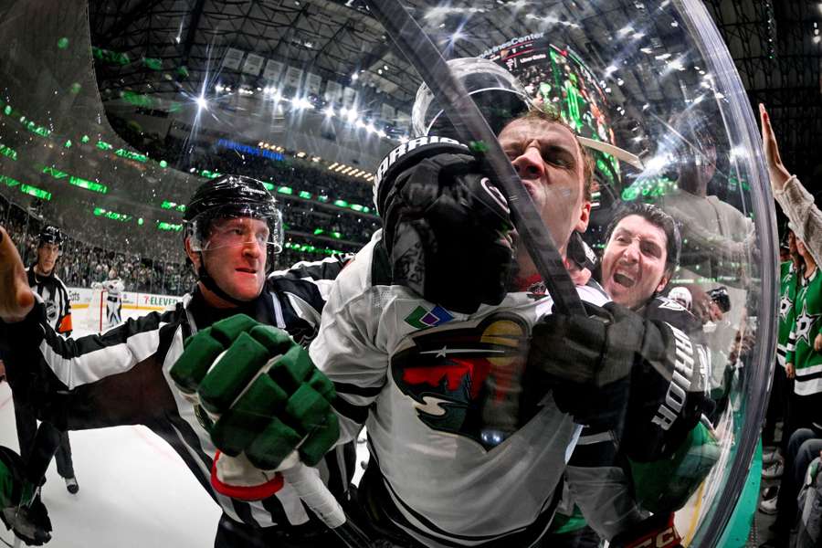 Dallas opustil play off v prvním kole.