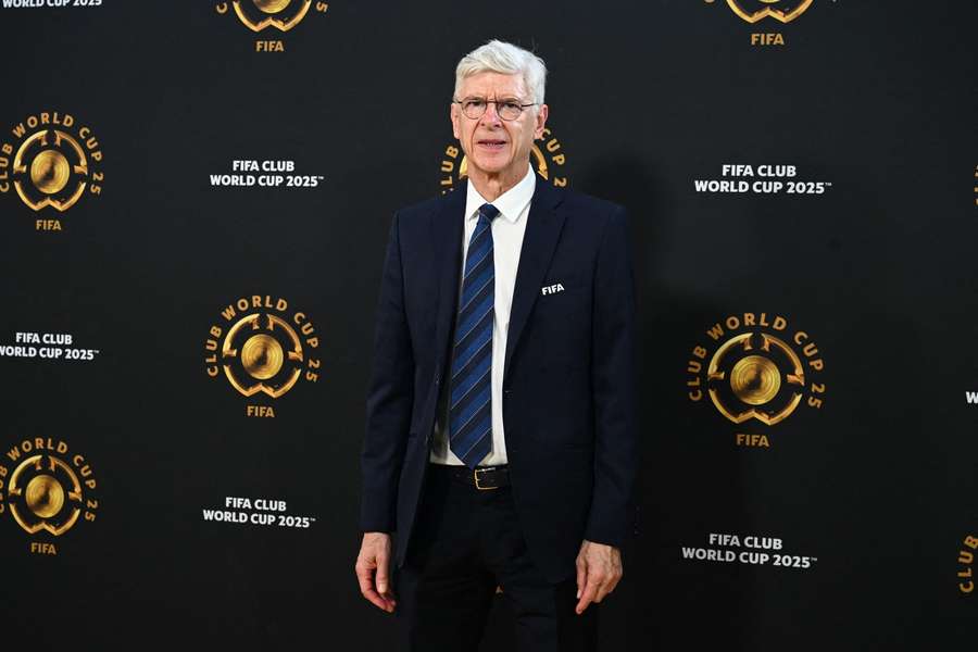 Legendární Wenger brání MS klubů. Bylo to potřeba, fanouškům se to líbí, říká