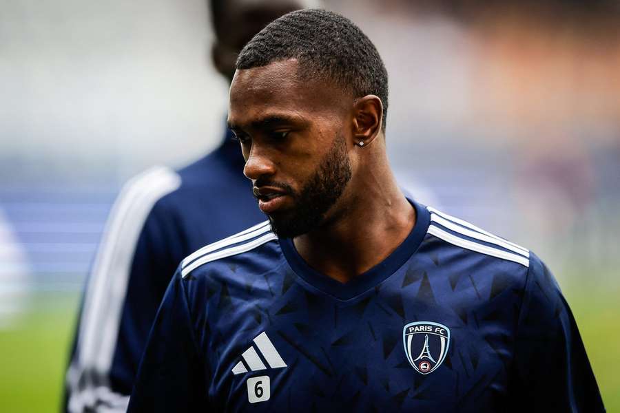 Otávio joga no Paris FC