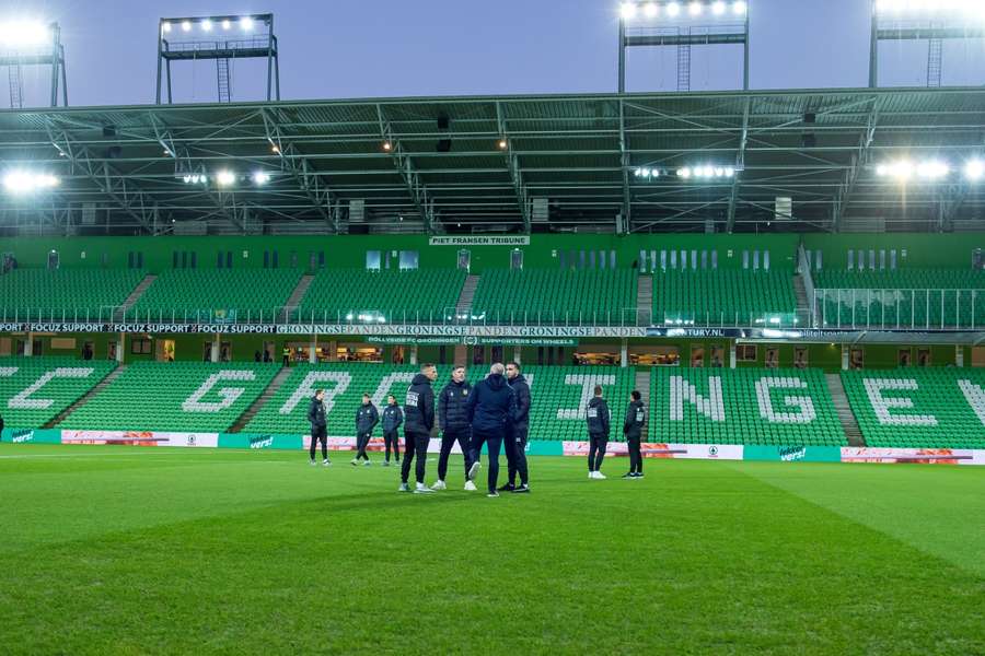 Eredivisieclubs bestuderen als eerste veldkwaliteit met data