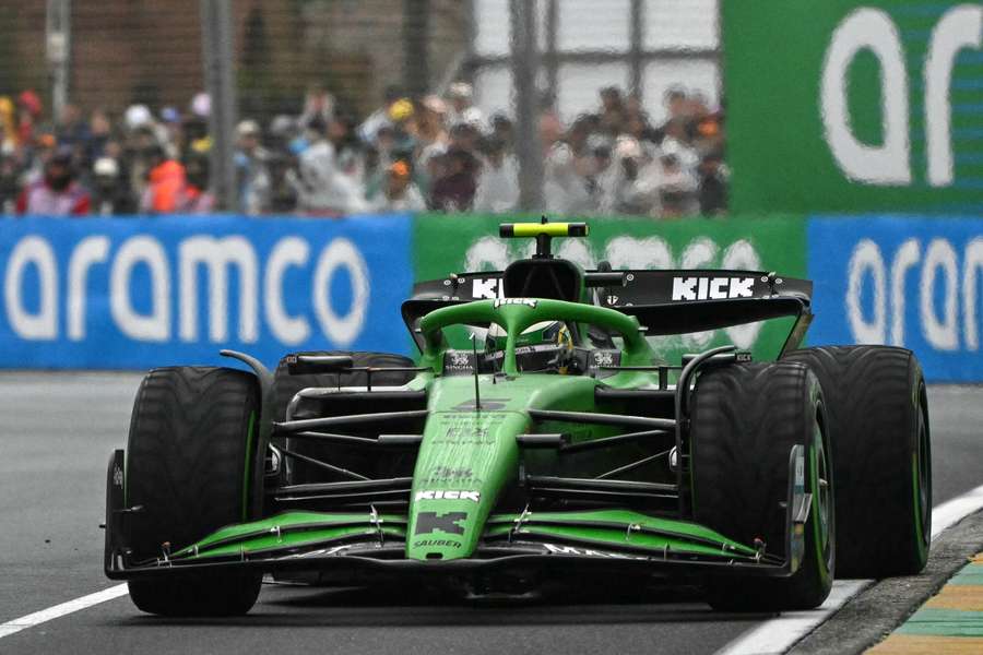 Gabriel Bortoleto abandonou na reta final da corrida