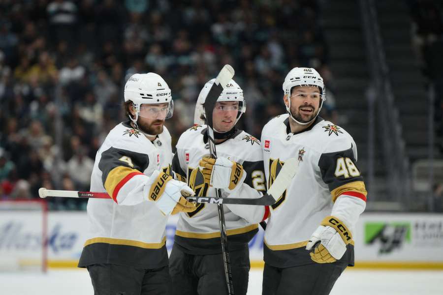 Rasmus Andersson, Trevor Connolly a Tomáš Hertl. Rasmus Andersson, Trevor Connolly a Tomáš Hertl.