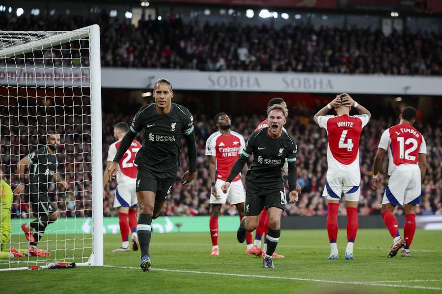 Liverpool se află în acest moment la distanță de 13 puncte de Arsenal în fruntea Premier League
