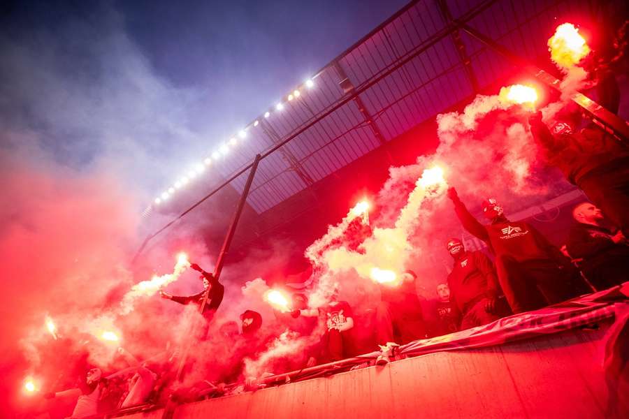 Pyrotechnika šlágru sobotného programu nepomohla.