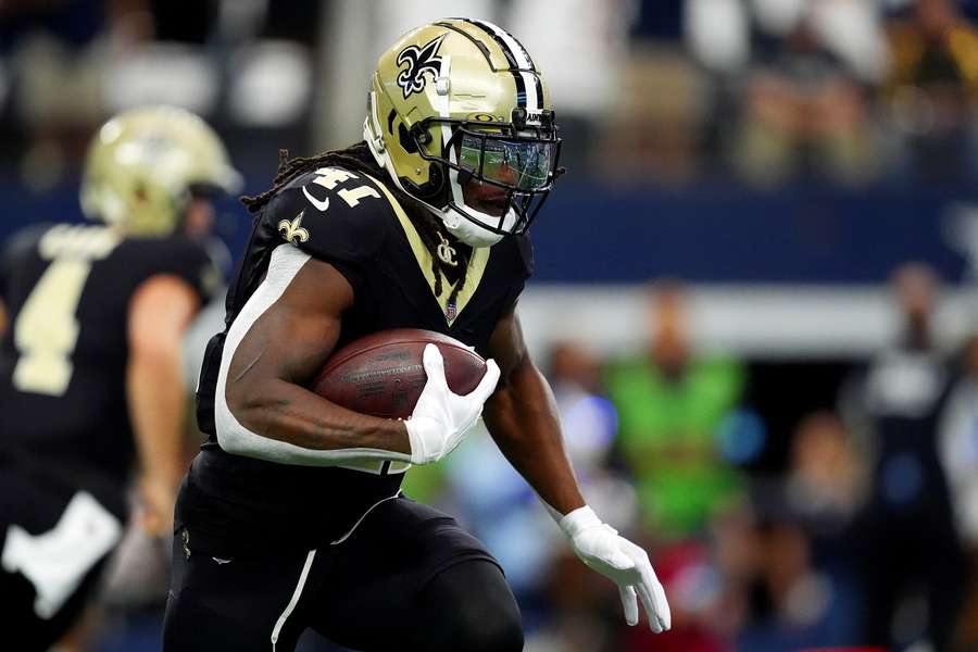 Kamara conseguirá brilhar novamente contra os Eagles?