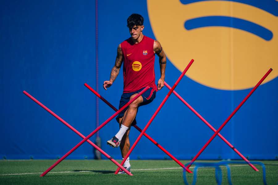 Marc Bernal, entrenando con el Barcelona Marc Bernal, entrenando con el Barcelona