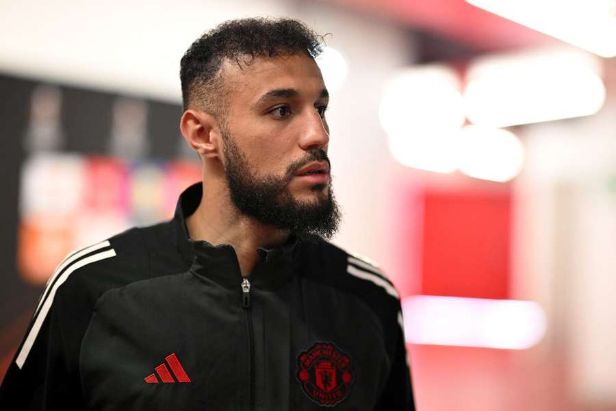 Mazraoui calls debut Manchester United season ‘painful’