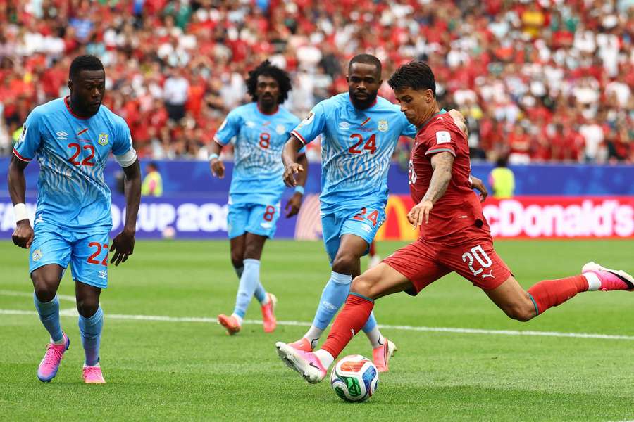 João Cancelo teve um golo anulado na segunda parte João Cancelo teve um golo anulado na segunda parte