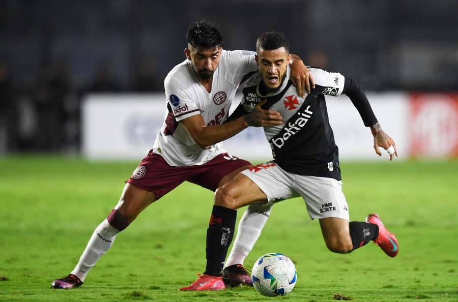 O Vasco não conseguiu vencer o Lanús no Rio O Vasco não conseguiu vencer o Lanús no Rio