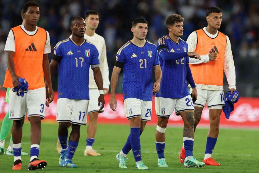 Italien hat das erste Spiel mit Mancini verloren
