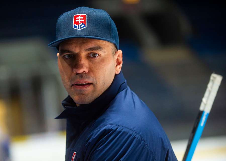 Frühauf už má všetkých nominovaných. Frühauf už má všetkých nominovaných.