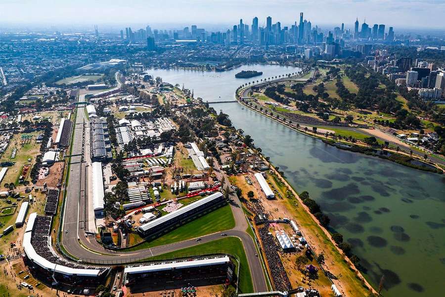Circuito de Melbourne continua no calendário