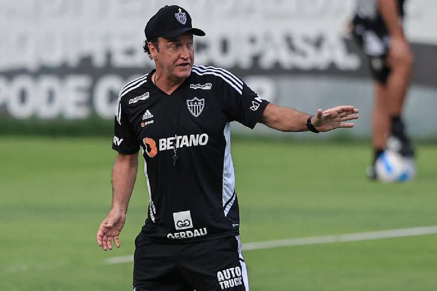 Cuca pode voltar a comandar o Atlético-MG