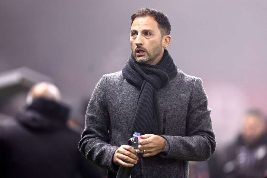 Domenico Tedesco soll das kriselnde Fenerbahce wieder auf Kurs bringen.