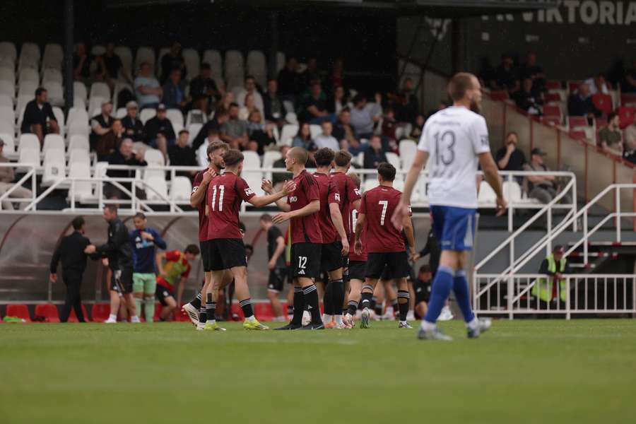 Sparta B deklasovala Prostějov 5:1.
