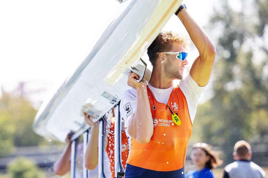 Tone Wieten in actie tijdens de wereldkampioenschappen roeien