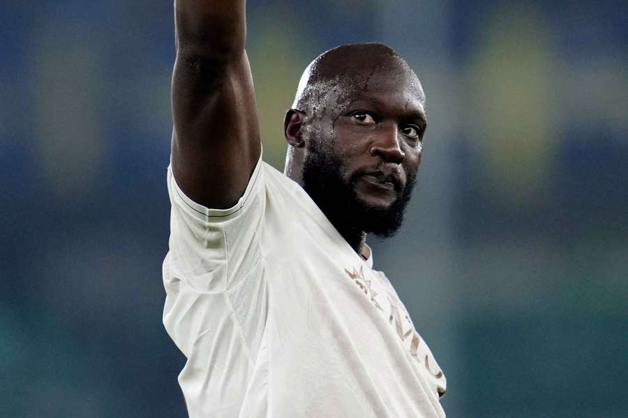 Lukaku breaks silence on Napoli controversy: I'd never turn my back on the club Lukaku breaks silence on Napoli controversy: I'd never turn my back on the club