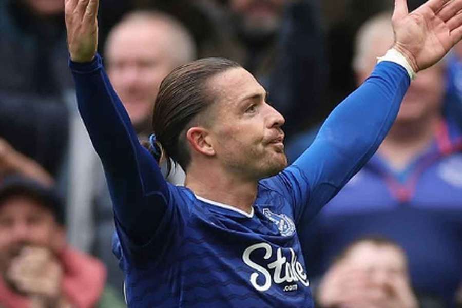 Everton by rád získal Jacka Grealishe trvale od Manchesteru City