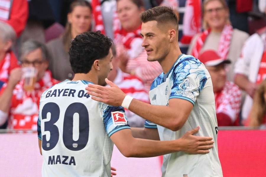 Schick (vpravo) má na kontě už pět gólů v tomto ročníku Bundesligy. Schick (vpravo) má na kontě už pět gólů v tomto ročníku Bundesligy.