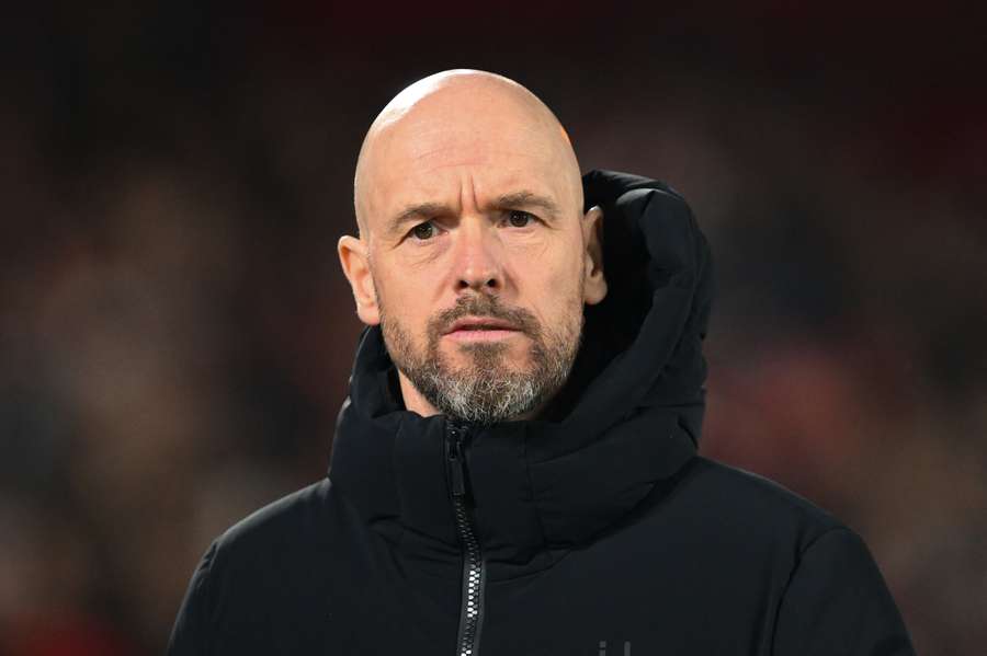 Erik ten Hag zit vanavond met hoge verwachtingen voor de televisie