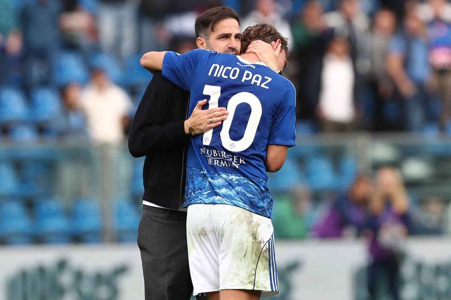 Fabregas e Nico Paz