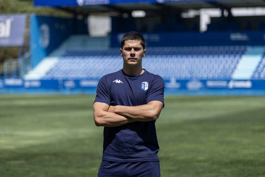 Miguel Pires assinou pelo Vizela em definitivo Miguel Pires assinou pelo Vizela em definitivo