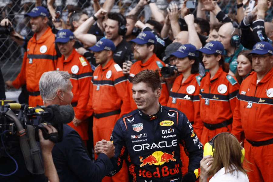 Verstappen je naďalej s veľkým náskokom na čele šampionátu F1.