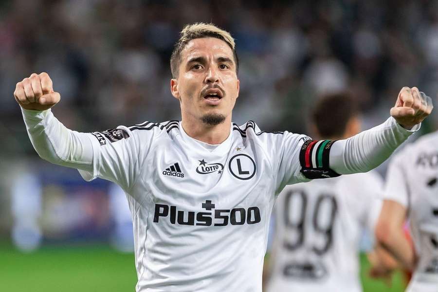 Josué terminou contrato com o Legia Varsóvia