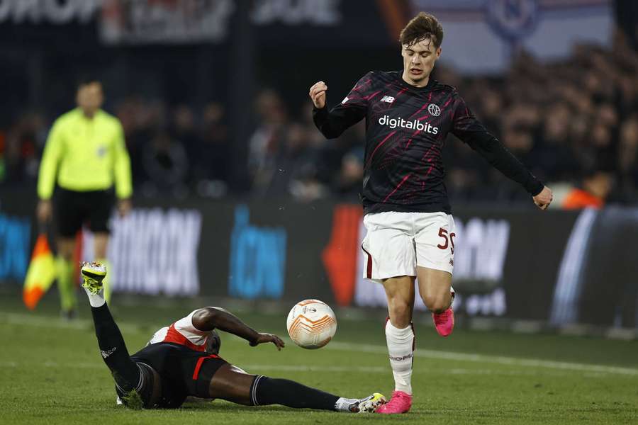 Wygrana Feyenoordu w "polskim" ćwierćfinale, niepokojące chwile Szczęsnego