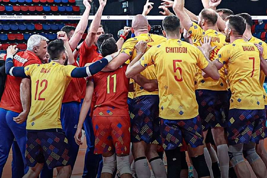 România a învins campioana olimpică, Franța, și e în optimi la europeanul de volei