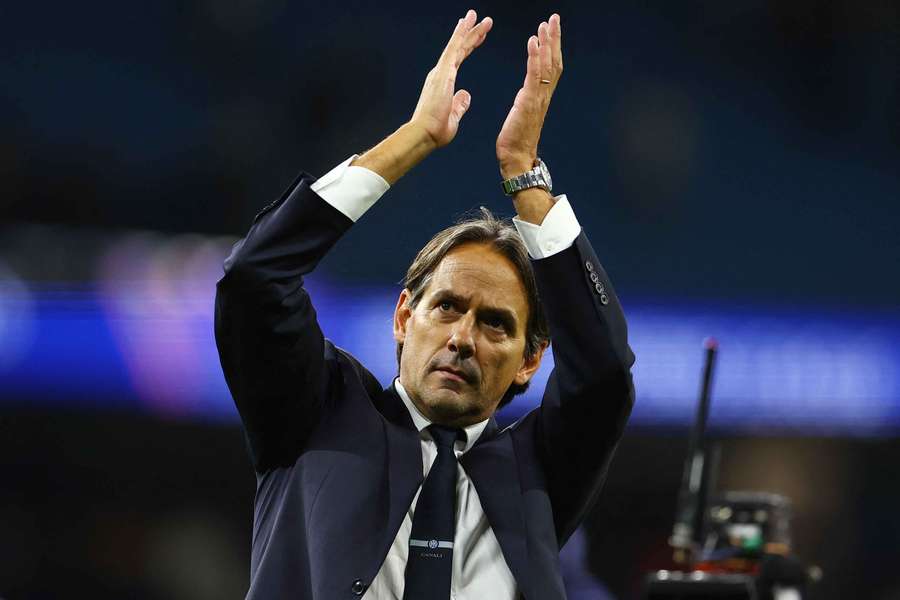 Inzaghi applauds the fans 