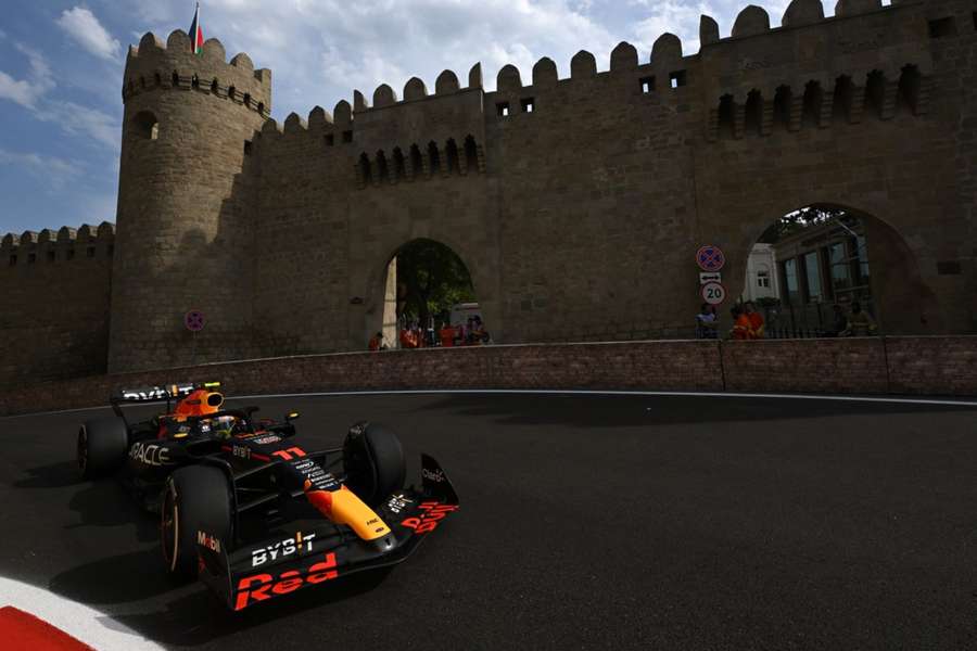 Red Bull a reușit o nouă dublă în Marele Premiu din Azerbaidjan