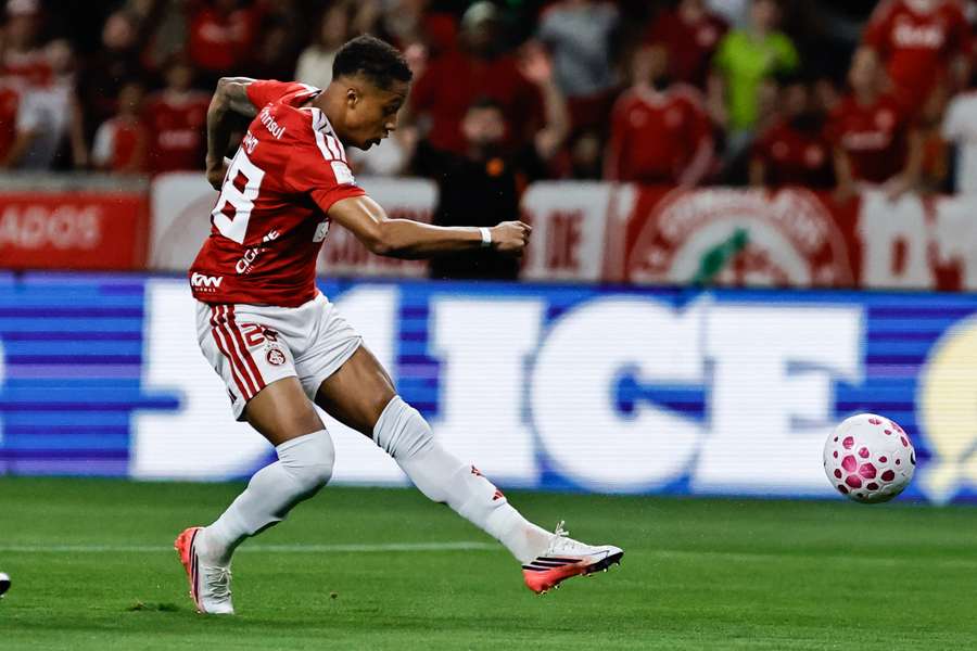 Vitinho balançou a rede antes do primeiro minuto no Beira-Rio