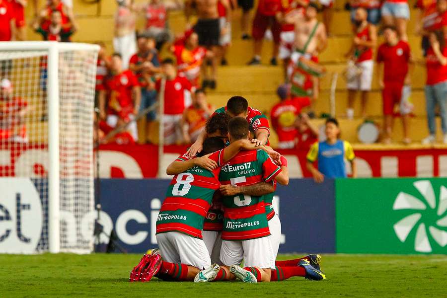 Vitória contra o Mirassol garantiu a Lusa na 1ª divisão