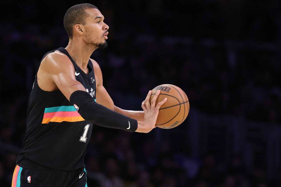 Wembanyama face aux Lakers.