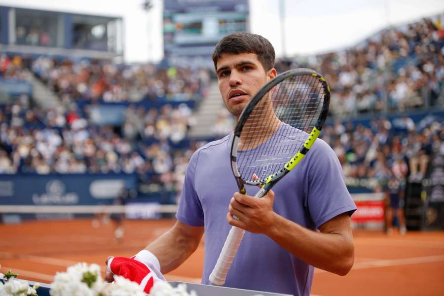 Alcaraz, în sferturile de finală ale turneului ATP 500 de la Barcelona, după ce l-a învins în două seturi pe sârbul Laslo Djere