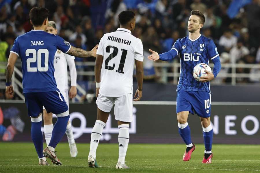 Vietto fez dois gols <mark>para</mark> o Al-Hilal na decisão do Mundial de Clubes Vietto fez dois gols <mark>para</mark> o Al-Hilal na decisão do Mundial de Clubes
