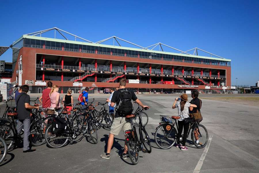 Mit dem Fahrrad zum Millerntor