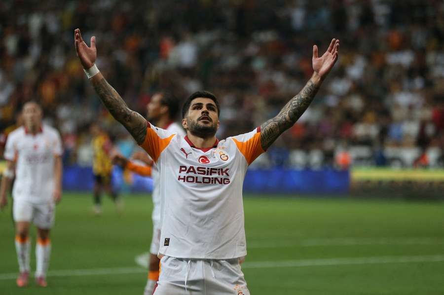 Elmali patří mezi potrestané hráče.