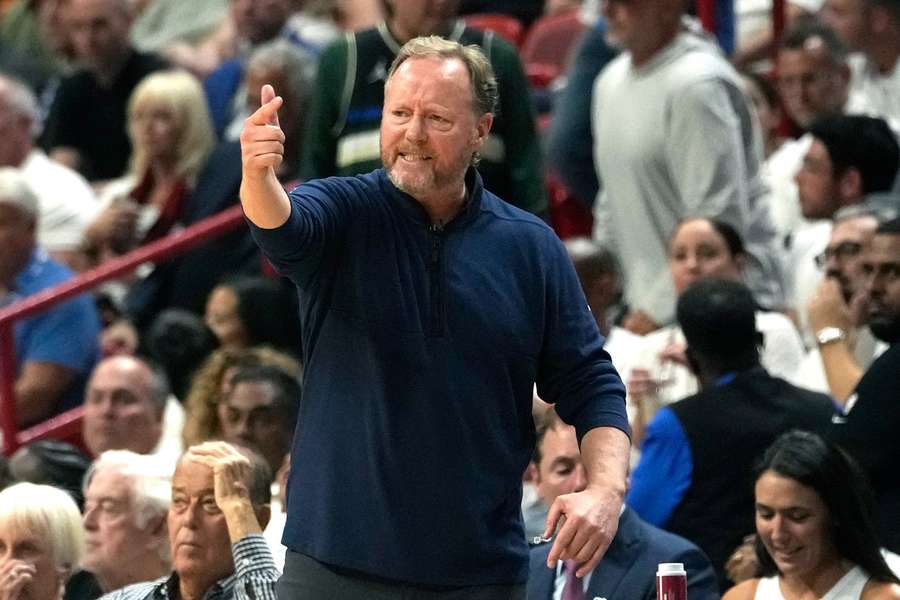 Budenholzer il 23 aprile.