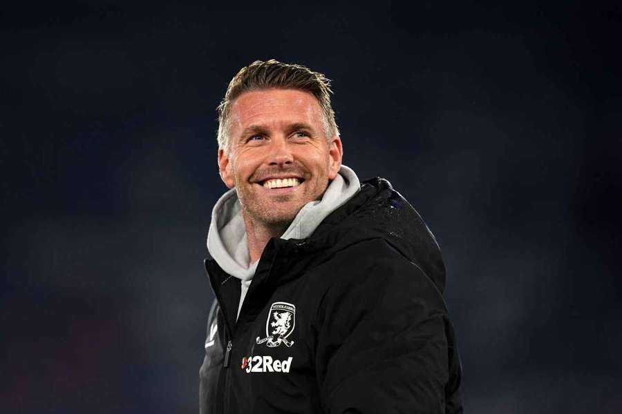 Edwards não vai para o banco do Boro Edwards não vai para o banco do Boro