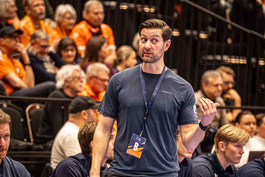 Anders Hallberg no jogo com o Benfica Anders Hallberg no jogo com o Benfica