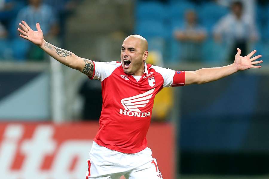 Omar Pérez celebra un gol