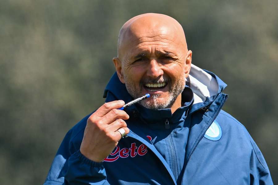 Spalletti assumiu gestão mas considera jogo com Verona "uma das partidas mais importantes da época"