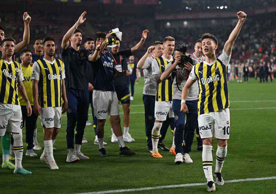 Arda Güler, como jugador del Fenerbahçe Arda Güler, como jugador del Fenerbahçe