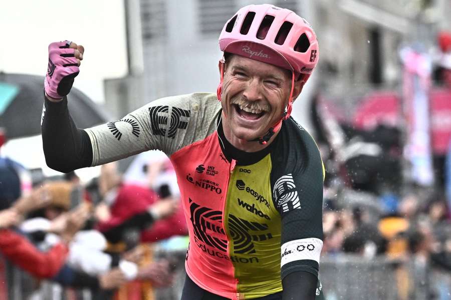 Giro d'Italia - Duńczyk Magnus Cort wygrał 10. etap, Geraint Thomas liderem