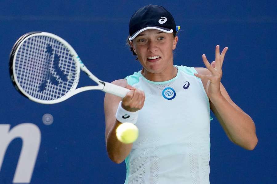 Na US Open končí obhájkyně Raducanuová i Ósakaová, parádní vstup pro Šwiatekovou