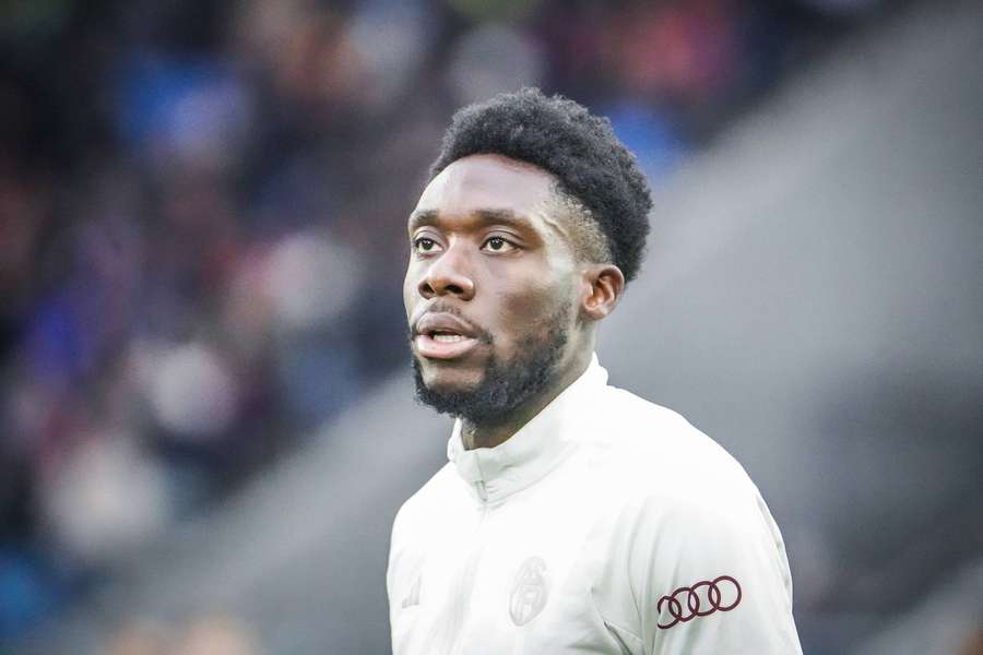 Davies ärgert sich über sein verletzungsbedingtes Saisonende.