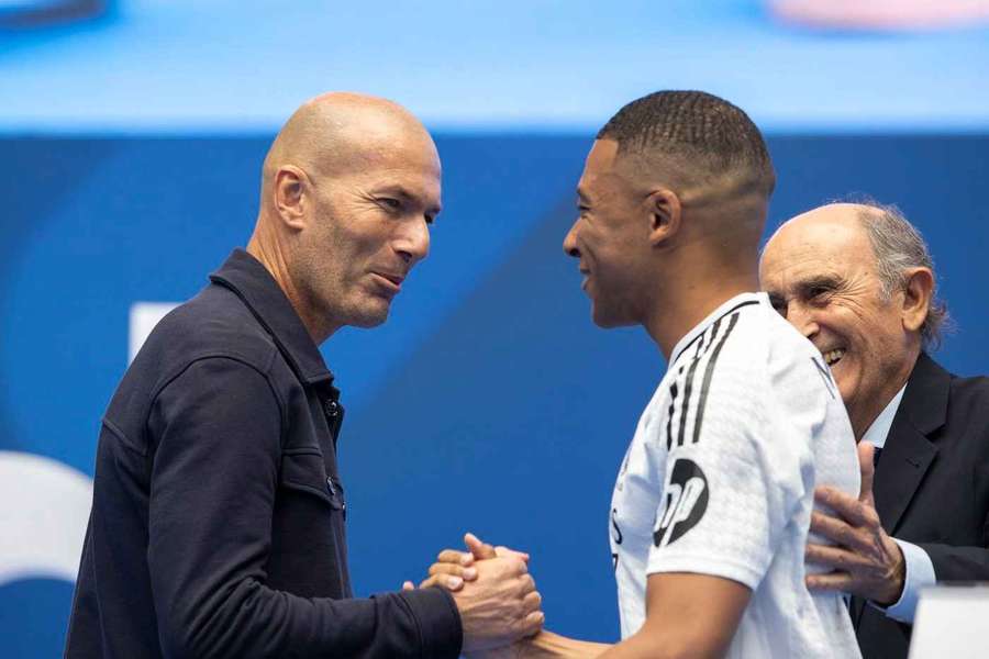 Mbappé (r.) hofft auf eine schnelle Anpassung unter Zidane Mbappé (r.) hofft auf eine schnelle Anpassung unter Zidane