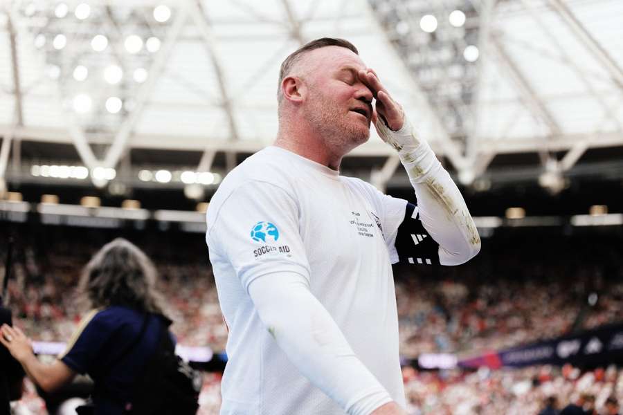 Wayne Rooney a vorbit despre situația delicată în care se află Manchester City Wayne Rooney a vorbit despre situația delicată în care se află Manchester City